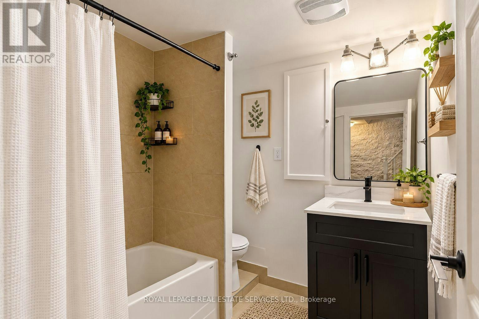 MAIN + BASEMENT-1333 Dupont Street, Toronto, ON, M6H 2A8 - 11