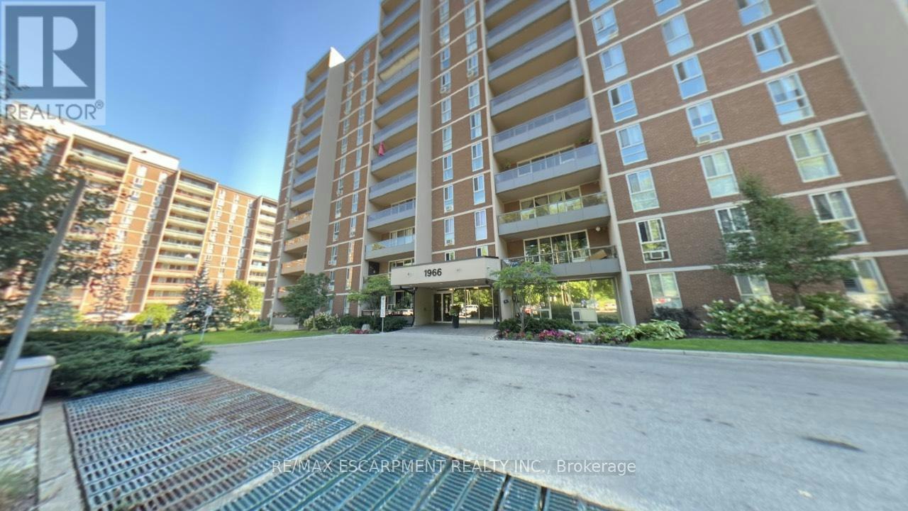 306-1966 Main Street W, Hamilton, ON, L8S 1J6