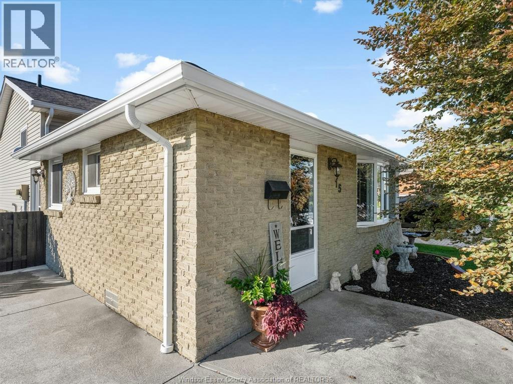 15 Ventnor Avenue, Amherstburg, ON, N9V 3J4