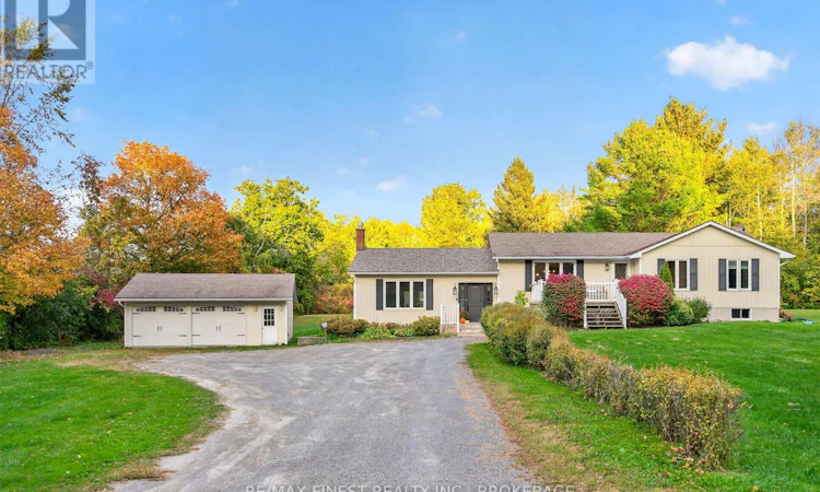 466 Mackenzie Road