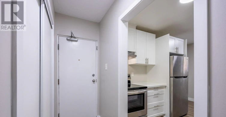 102-98 Forest Street, Aylmer, ON, N5H 1A7