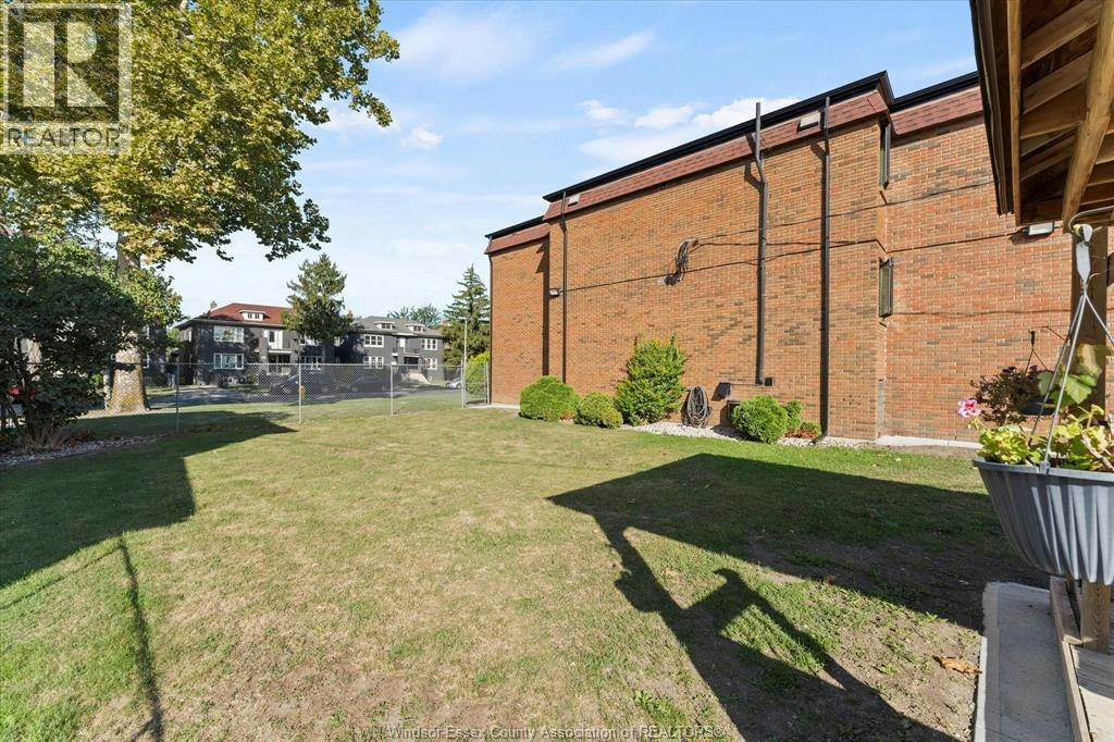 201-1160 Howard, Windsor, ON, N9A 1S7 - 22