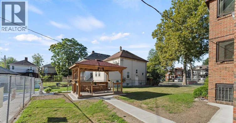 201-1160 Howard, Windsor, ON, N9A 1S7 - 20