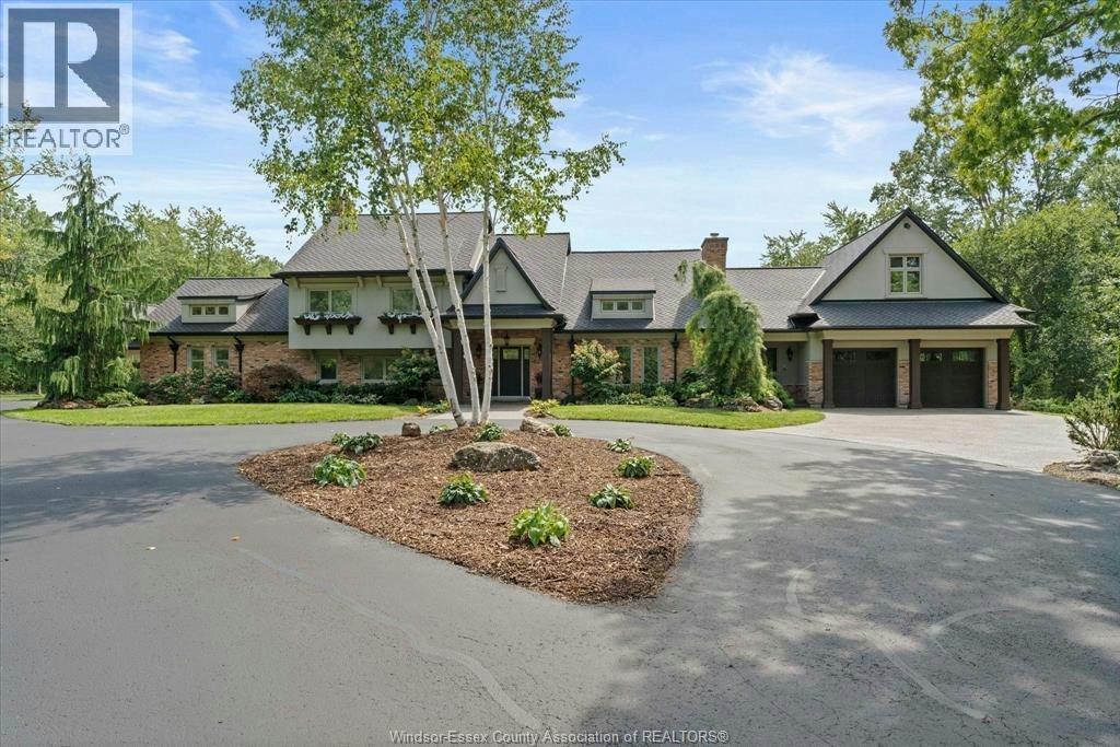 4897 4th Concession Road East, Essex, ON, N0R 1G0