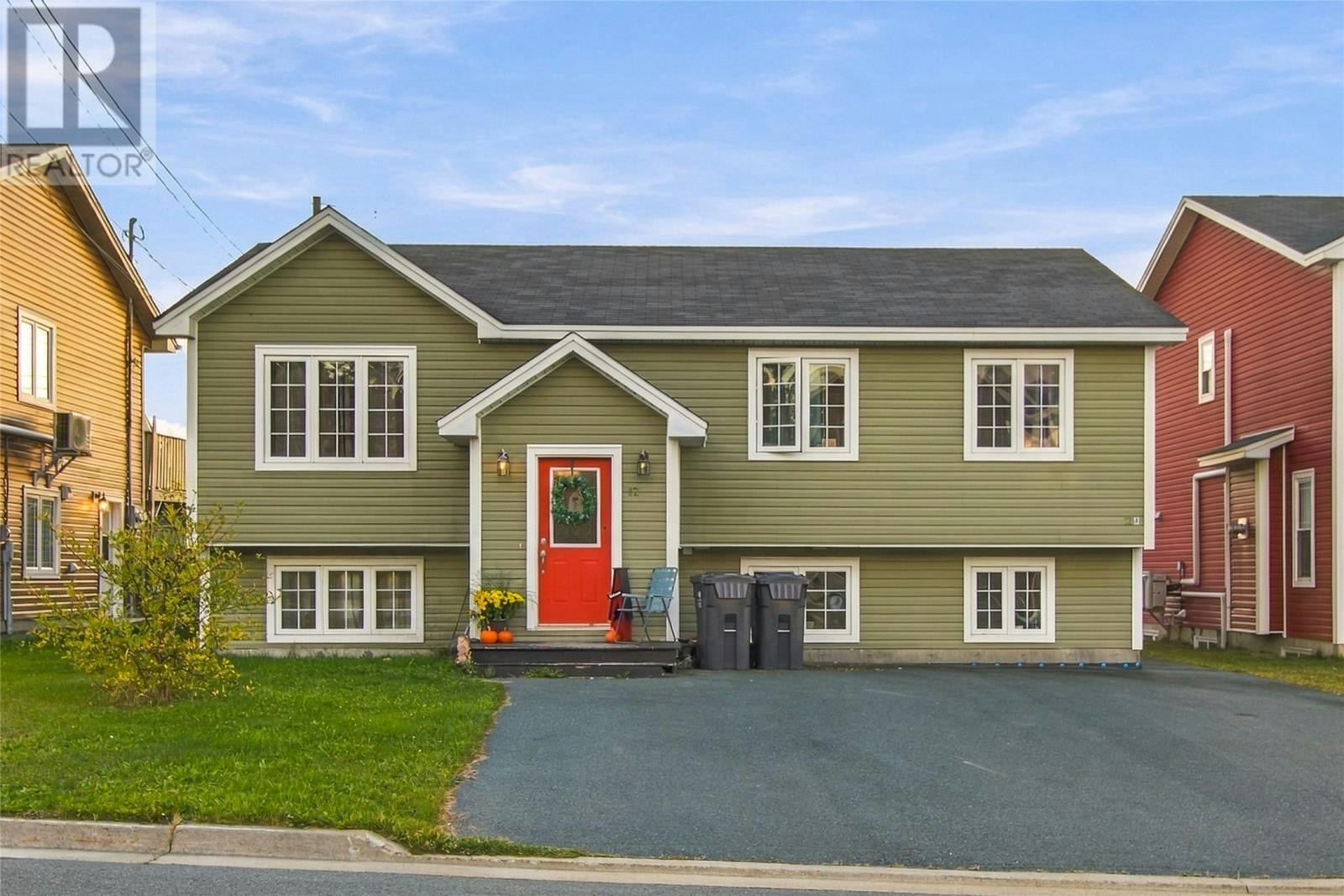 12 Green Way, Conception Bay South, NL, A1X 0B7