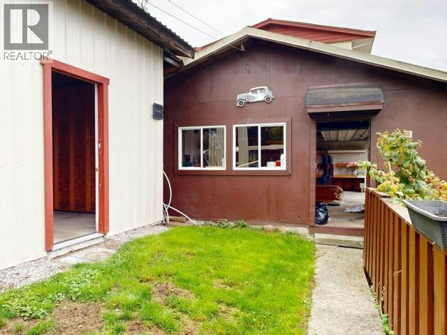 4584 Harvie Avenue, Powell River, BC, V8A 2P1 - 24