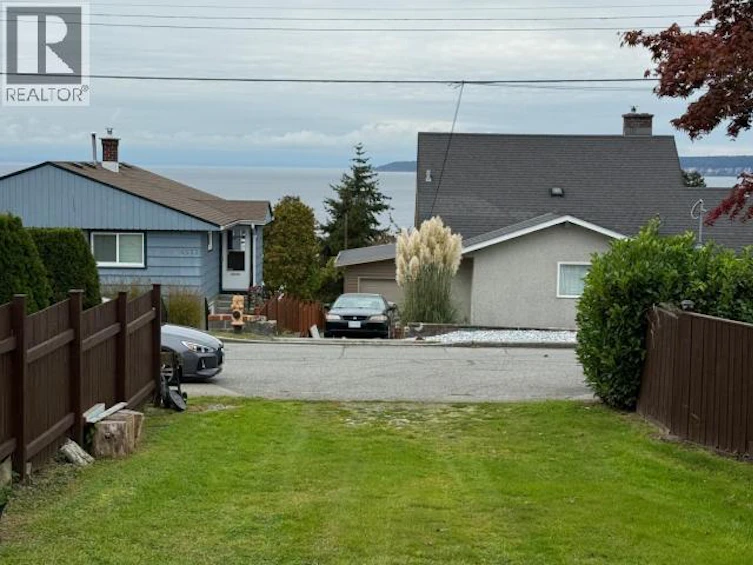 4584 Harvie Avenue, Powell River, BC, V8A 2P1 - 25