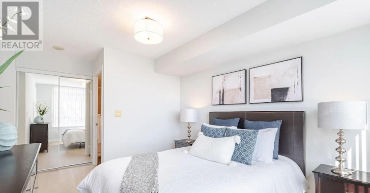 2310-310 Burnhamthorpe Road W, Mississauga, ON, L5B 4P9 - 11