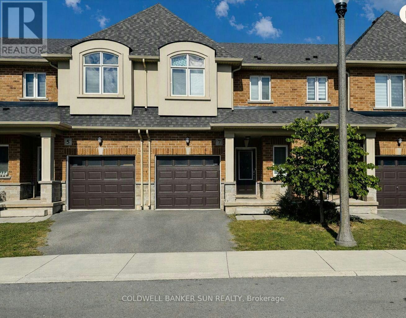 15-7 Arietta Lane, Hamilton, ON, L8E 0K7