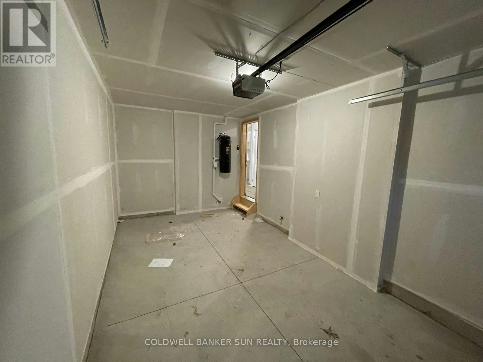 15-7 Arietta Lane, Hamilton, ON, L8E 0K7 - 16