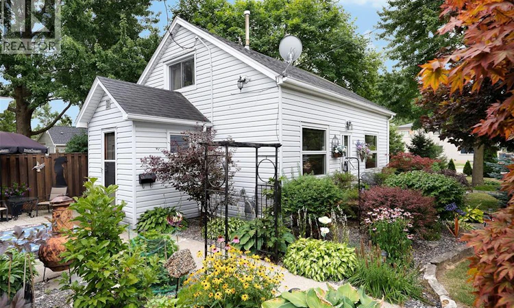 58 Laird Avenue