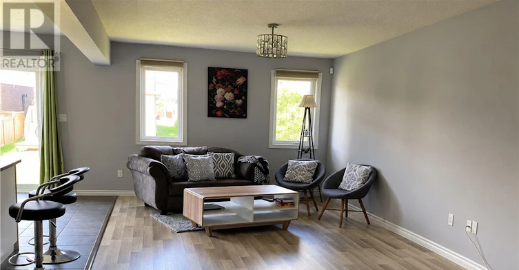 1855 Foxridge Crescent, London, ON, N6G 0L7 - 3