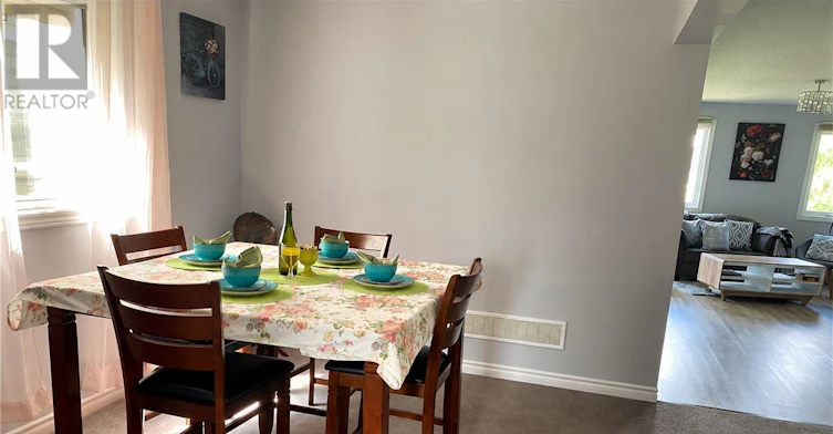 1855 Foxridge Crescent, London, ON, N6G 0L7 - 5