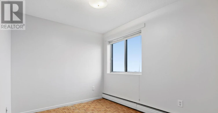 805-20 Chesterton Drive, Ottawa, ON, K2E 6Z7 - 21