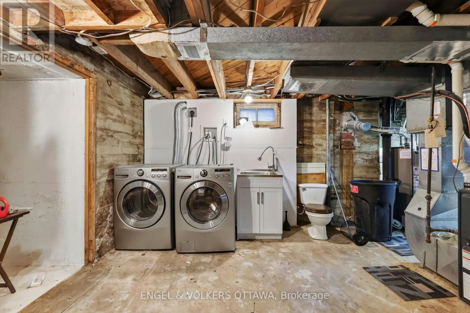 139 Renfrew Avenue, Ottawa, ON, K1S 1Z7 - 29