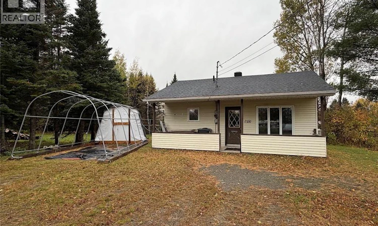 2150 Commerciale Street