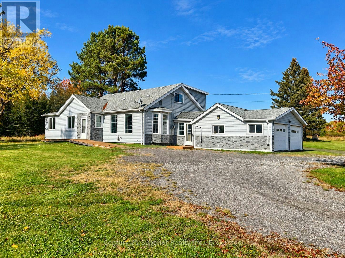 5049 Mapleward Road, Thunder Bay, ON, P7G 1R7