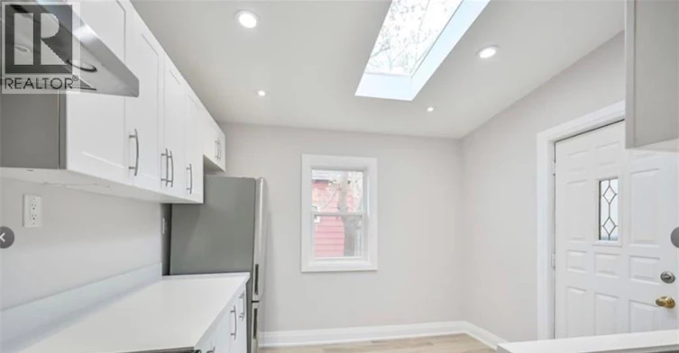 1024 Cannon Street E, Hamilton, ON, L8L 2H6 - 5