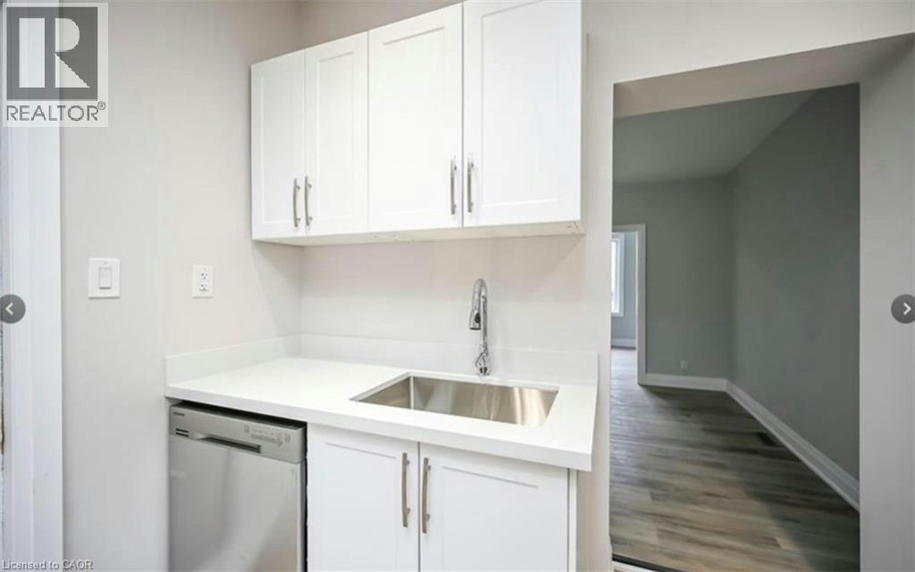 1024 Cannon Street E, Hamilton, ON, L8L 2H6 - 4