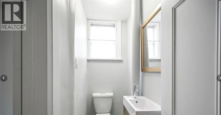 1024 Cannon Street E, Hamilton, ON, L8L 2H6 - 11