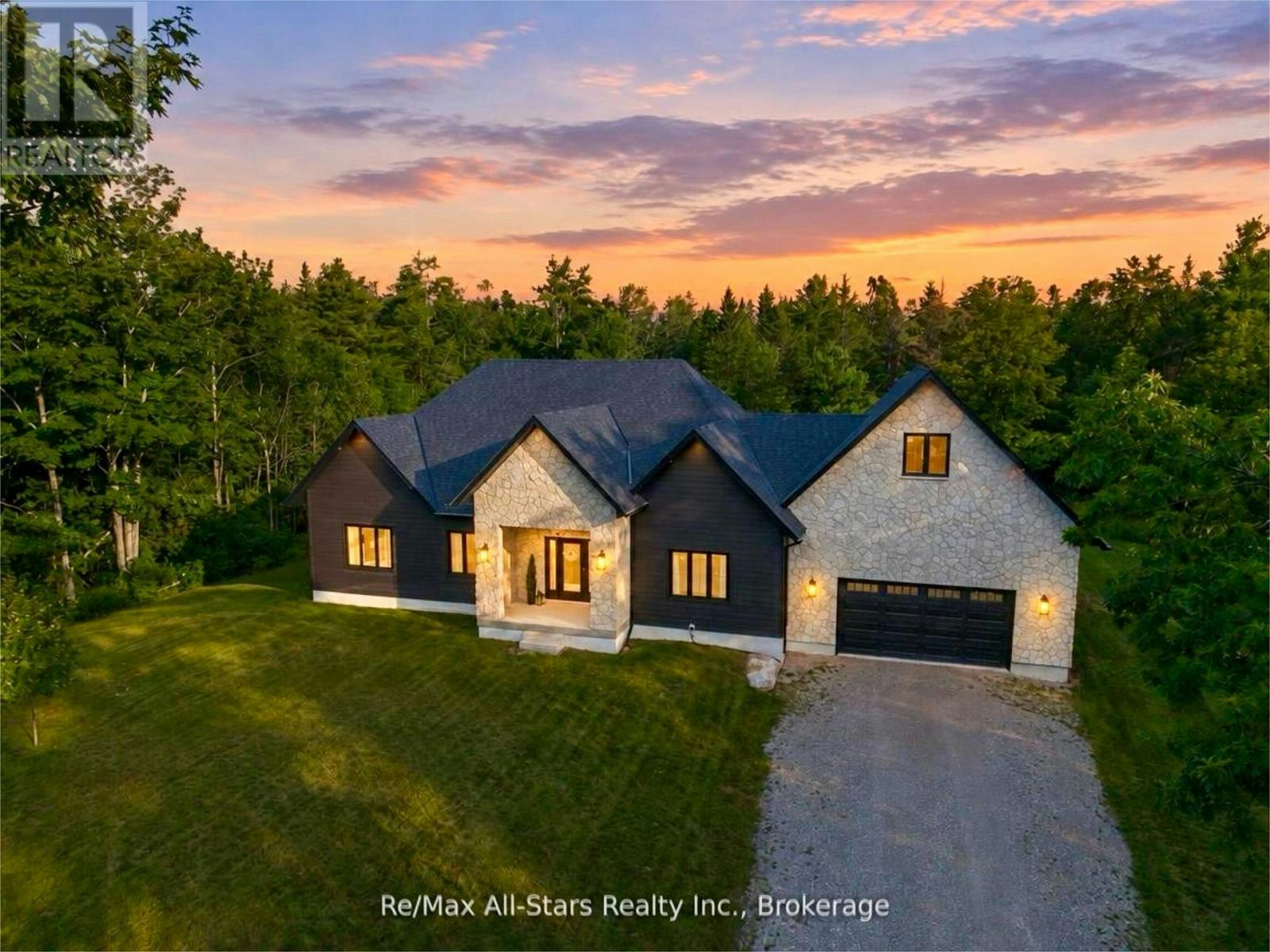 210 White Valley Road, Galway-Cavendish and Harvey, ON, K0M 1A0