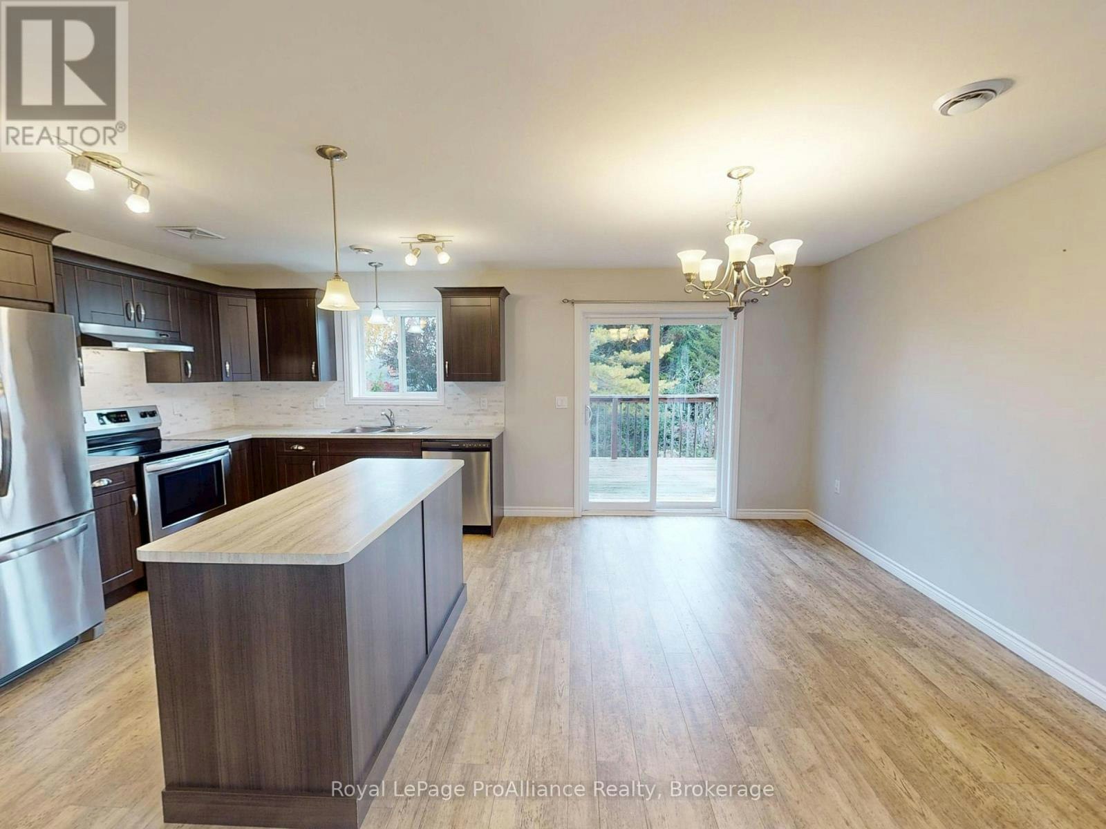 70 Ridgeway Place, Belleville, ON, K8P 0E6 - 13