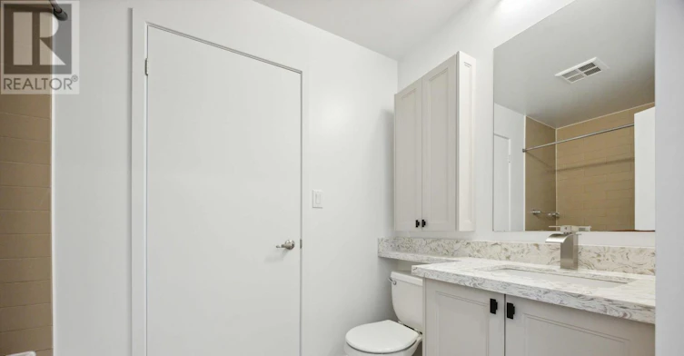 611-9 Spadina Avenue, Toronto, ON, M5V 3M5 - 26