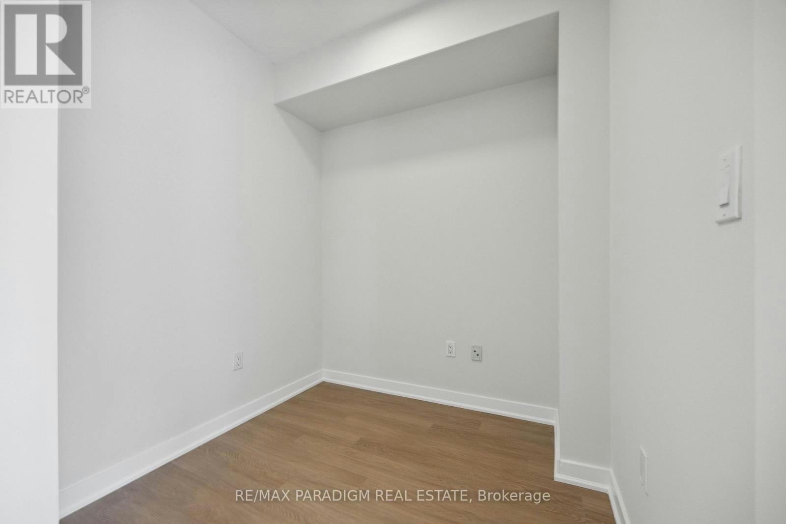 611-9 Spadina Avenue, Toronto, ON, M5V 3M5 - 24