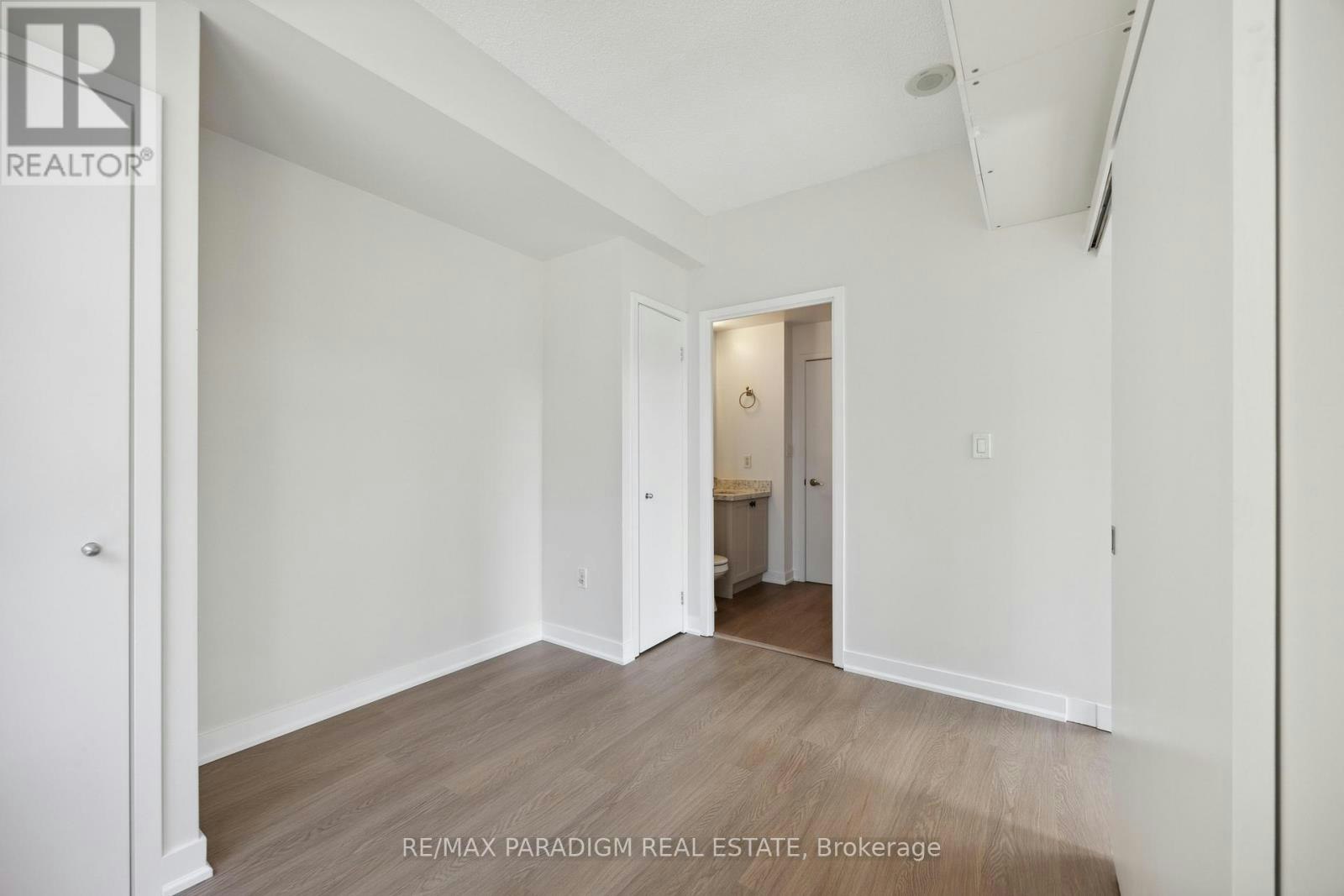 611-9 Spadina Avenue, Toronto, ON, M5V 3M5 - 21