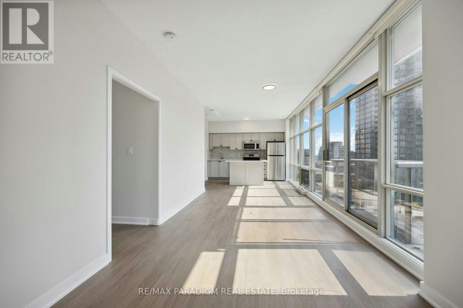611-9 Spadina Avenue, Toronto, ON, M5V 3M5 - 17