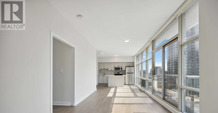 611-9 Spadina Avenue, Toronto, ON, M5V 3M5 - 17