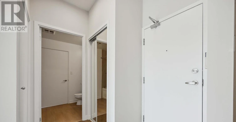 611-9 Spadina Avenue, Toronto, ON, M5V 3M5 - 5