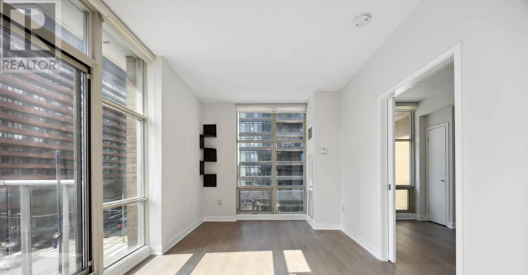 611-9 Spadina Avenue, Toronto, ON, M5V 3M5 - 15