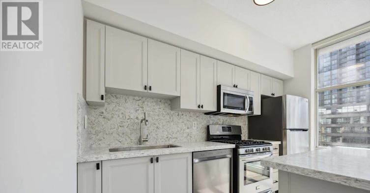 611-9 Spadina Avenue, Toronto, ON, M5V 3M5 - 11