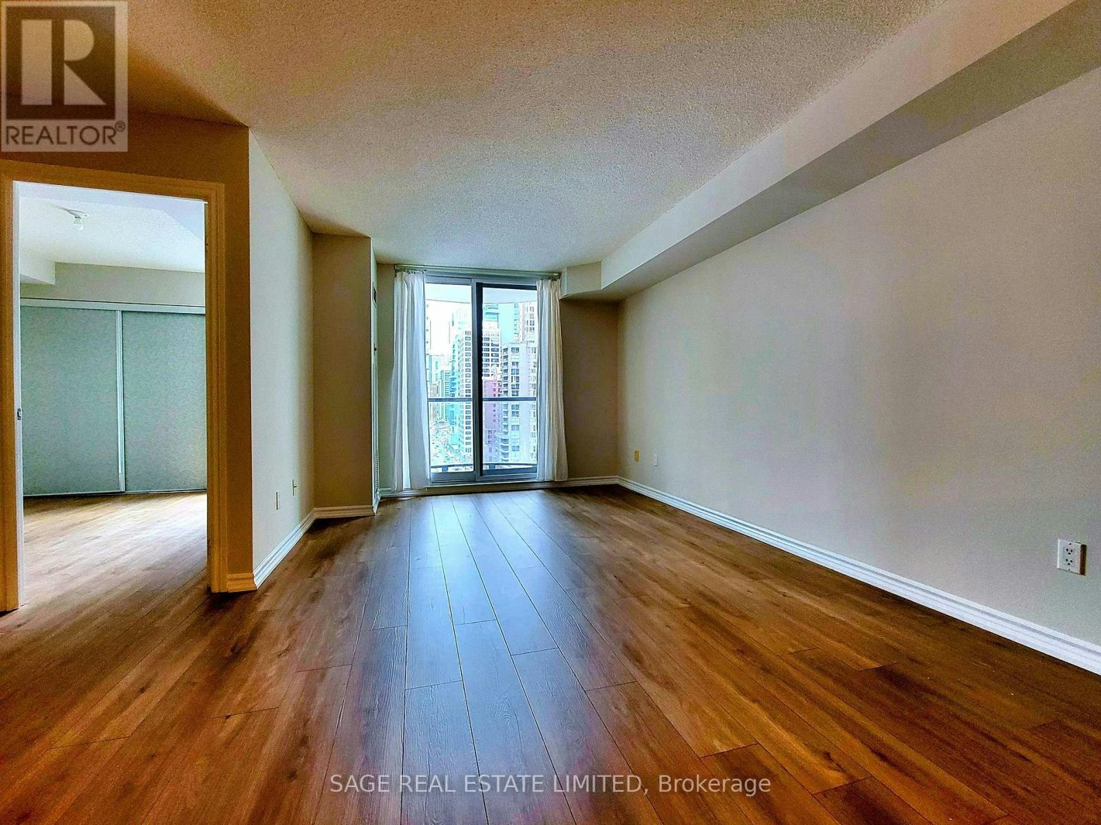 1505-801 Bay Street, Toronto, ON, M5S 1Y9 - 2