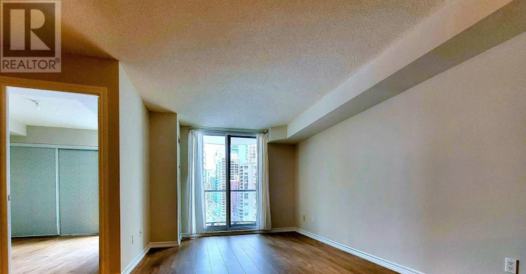 1505-801 Bay Street, Toronto, ON, M5S 1Y9 - 2