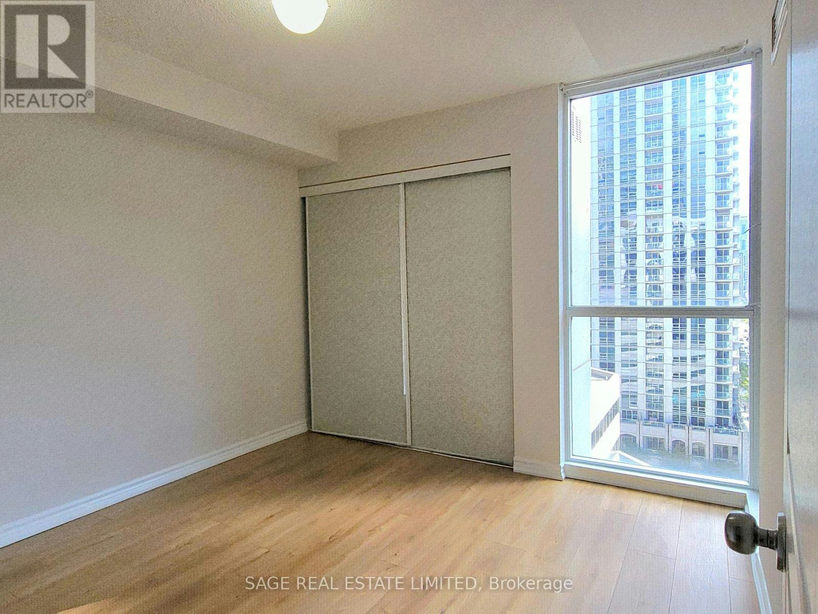 1505-801 Bay Street, Toronto, ON, M5S 1Y9 - 10