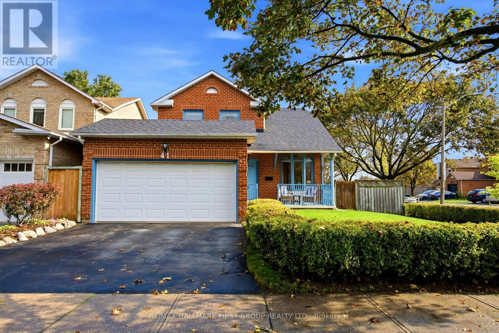 41 Pearce Drive, Ajax, ON, L1T 2M6
