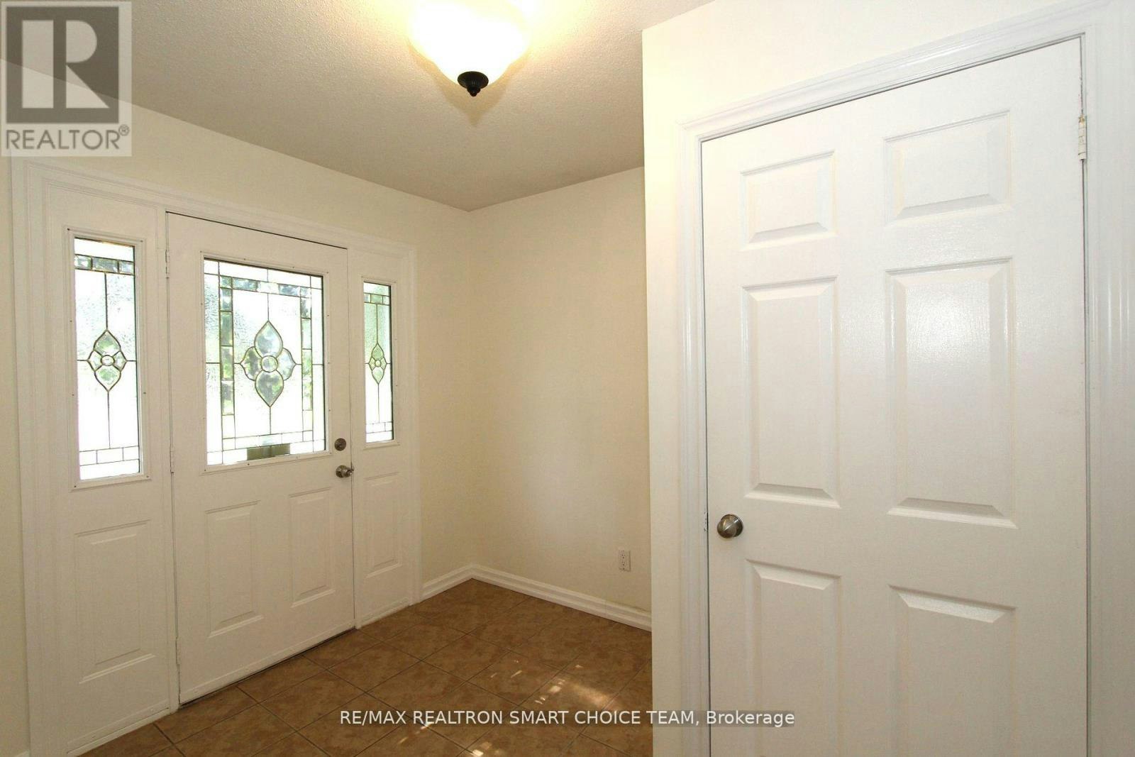 MAIN-45 Bryant Road, Ajax, ON, L1S 2Y5 - 2