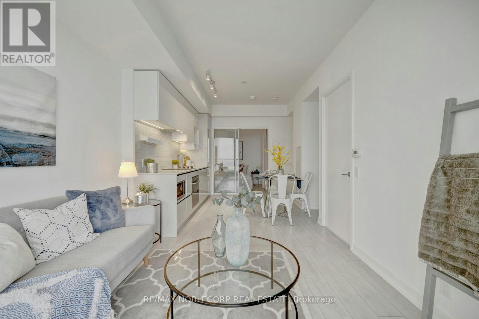 6105-898 Portage Parkway, Vaughan, ON, L4K 0J6 - 7