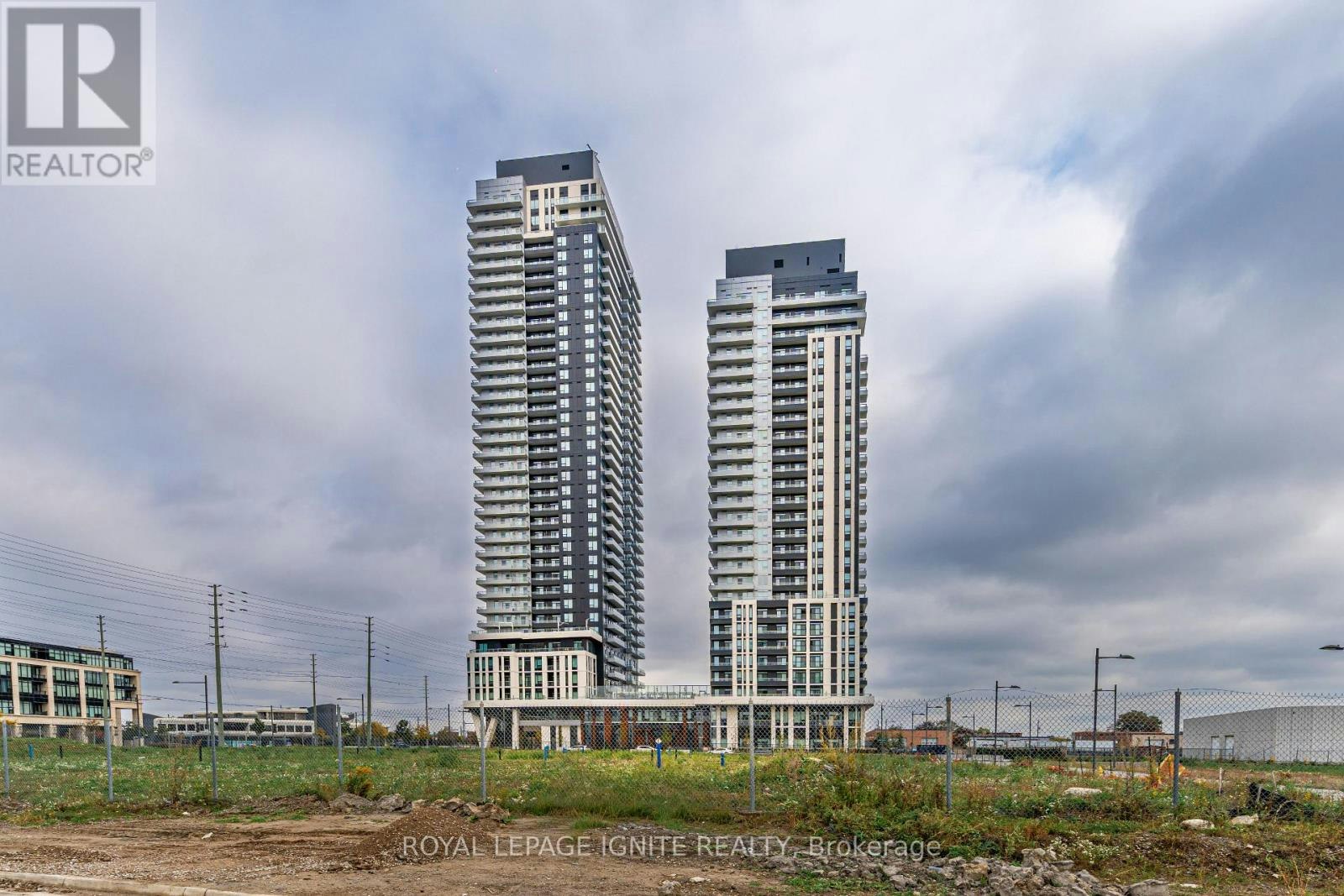 2208-5 Meadowale Road, Toronto, ON, L4K 0C7 - 2