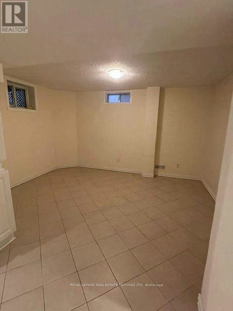 BSMT-3453 Nutcracker Drive, Mississauga, ON, L5N 6E7 - 3