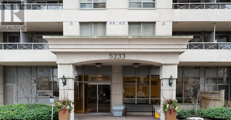 1019-5233 Dundas Street W, Toronto, ON, M9B 6M1 - 2