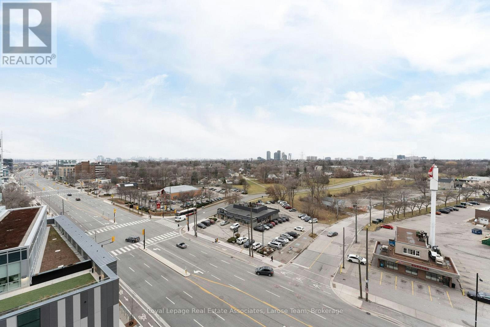 1019-5233 Dundas Street W, Toronto, ON, M9B 6M1 - 23