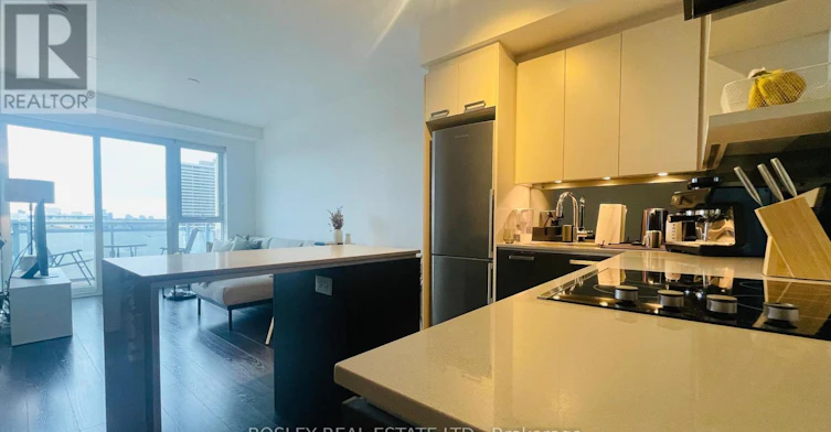 829-1830 Bloor Street W, Toronto, ON, M6P 0A2 - 9