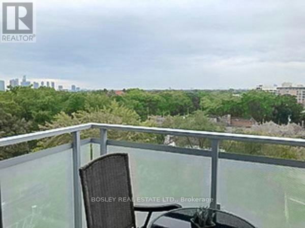 829-1830 Bloor Street W, Toronto, ON, M6P 0A2 - 18