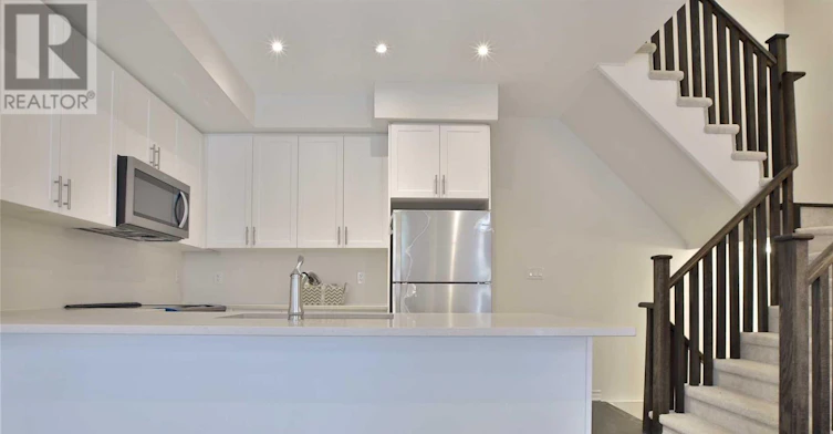 16-18 Applewood Lane, Toronto, ON, M9C 0C1 - 8