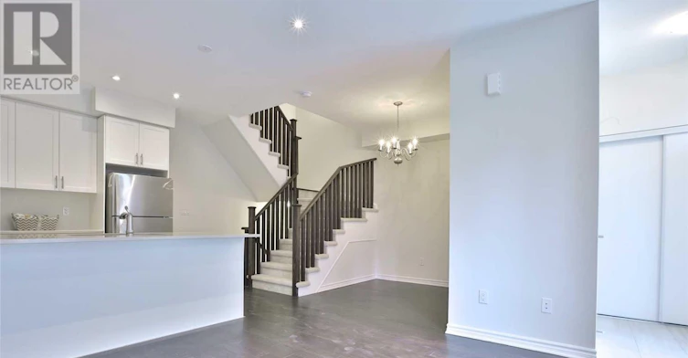 16-18 Applewood Lane, Toronto, ON, M9C 0C1 - 5