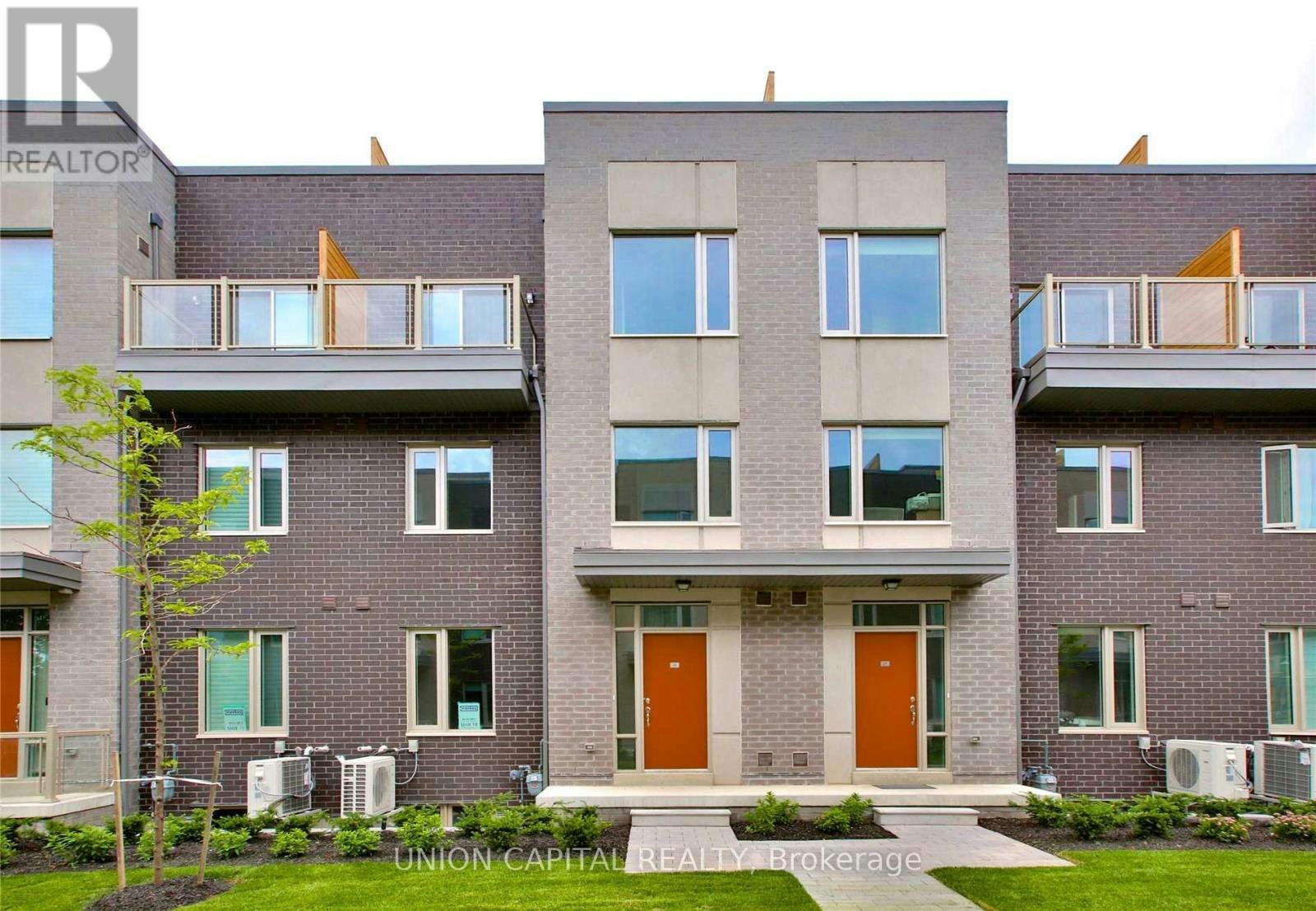 16-18 Applewood Lane, Toronto, ON, M9C 0C1 - 2