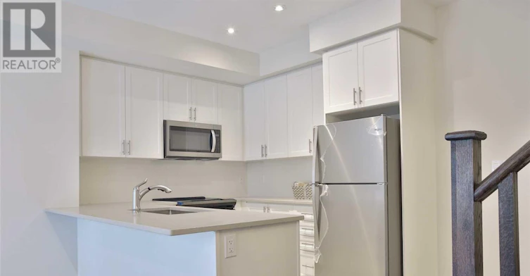 16-18 Applewood Lane, Toronto, ON, M9C 0C1 - 10
